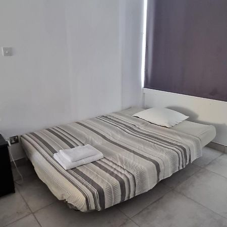 Sea Anemone Apartments Πάφος Εξωτερικό φωτογραφία
